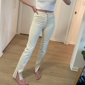 zara cream colored jeans with side slits
